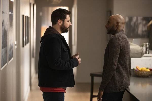 A Million Little Things - The Rock - Z filmu - James Roday Rodriguez, Romany Malco