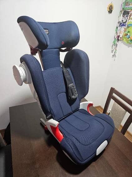 Dětská sedačka Britax Römer KIDFIX XP SICT; 15-36 kg - Děti