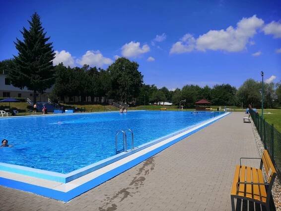 Koupaliště Vracov foto 2
