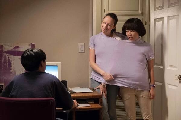 PEN15 - Anna Ishii-Peters - Z filmu - Anna Konkle, Maya Erskine