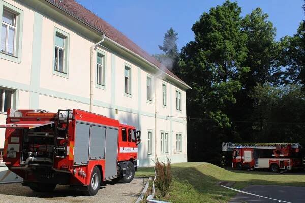 Hasiči zasahovali v průmyslové škole