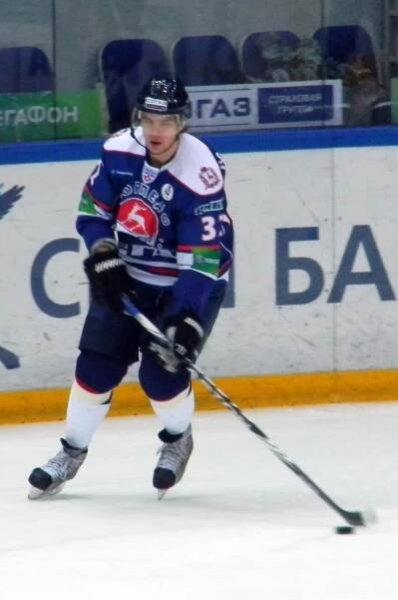 Alexander Romanovsky (ice hockey)