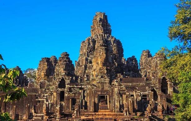 Kambodža - Siam Reap - mystický komplex Angkor Wat