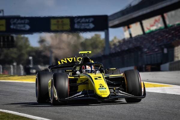 Formule 2 v roce 2025: program a výsledky Romana Staňka