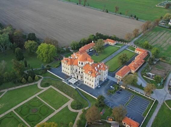 Zámecký hotel Liblice 1168529379 2
