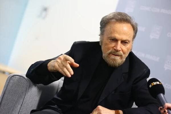 FOTO: Italský herec Franco Nero stále aktivně natáčí.