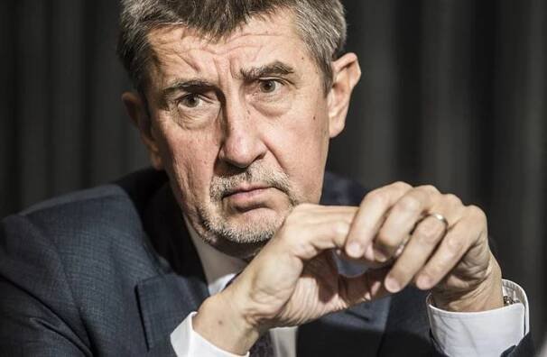 Babiš hledá klacek na lichváře. Na Slovensku se to nepovedlo, tvrdí experti