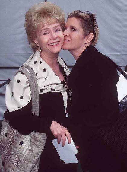 Debbie Reynolds and Carrie Fisher