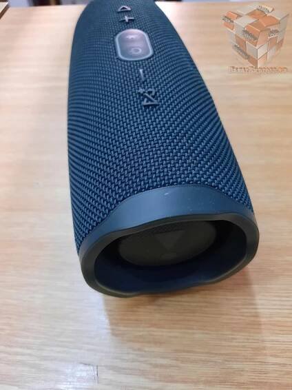 Repro JBL Charge 4-2