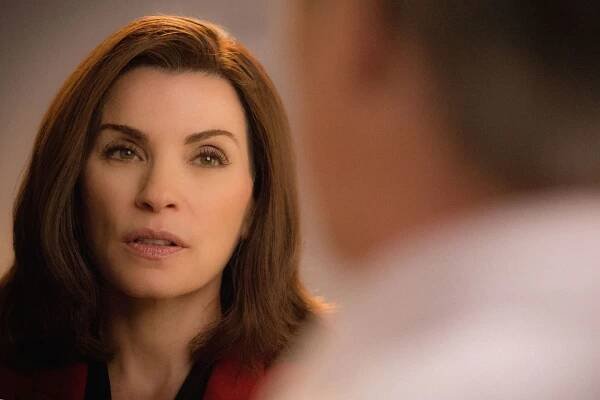 Dobrá manželka - Trestní řízení - Z filmu - Julianna Margulies