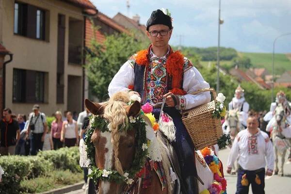 Město Dolňáckých slavností s jízdou králů se letos dočká tradičních oslav