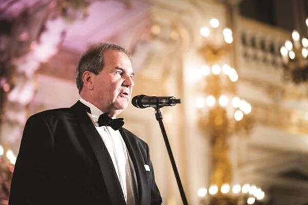 „Kdo neumí řídit sám sebe, neumí obvykle řídit ani druhé,“ říká prezident České manažerské asociace Pavel Kafka | MM Průmyslové