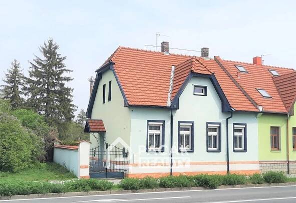PACÁK REALITY s.r.o. Prodej rodinného domu se zahradou v Olomouci, ul. Velkomoravská