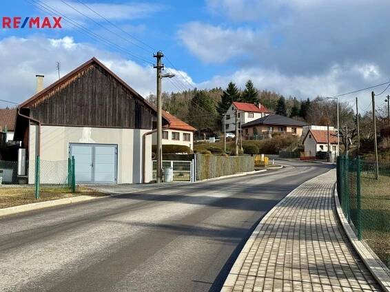 Prodej pozemku pro bydlení i investici 4190 m, Kladruby, obrázek č.6