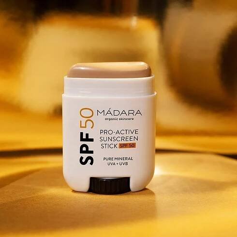 MÁDARA PRO-ACTIVE OPALOVACÍ KRÉM SPF50, TYČINKA, 18 g