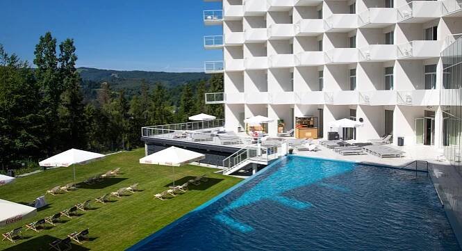 Crystal Mountain - Wisła, Śląskie - do -26% - rezerwuj na Travelist.pl