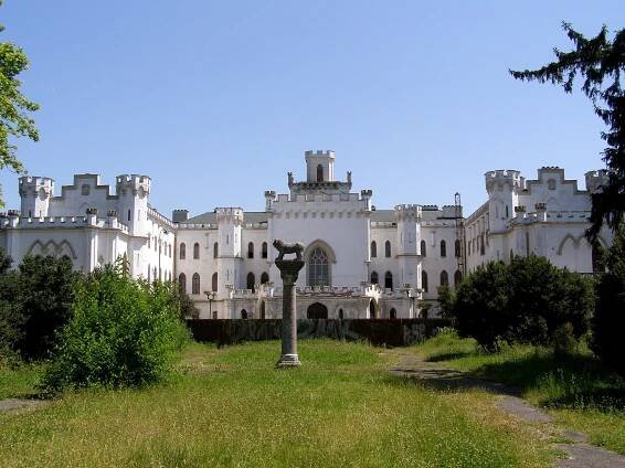 Kaštel v Rusovcích – Wikipedie