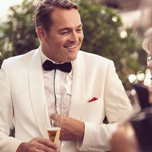 Chris Oliver – The Voice of Swing