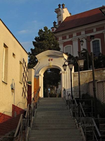 Polešovice - kostel sv.Petra a Pavla