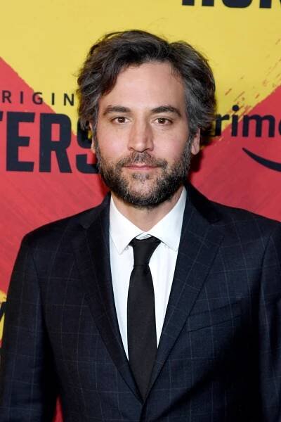 World Premiere Of Amazon Original "Hunters" at DGA Theater on February 19, 2020 in Los Angeles, California - Josh Radnor - Velký lov - Z akcí