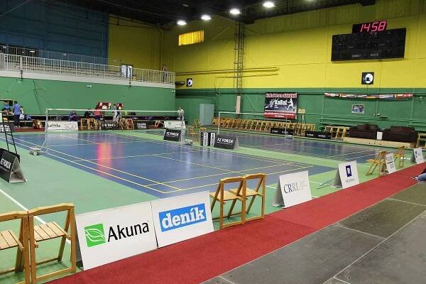 Je to nevyhnutelné: bazény, zimáky, městská sportoviště na Karvinsku podraží