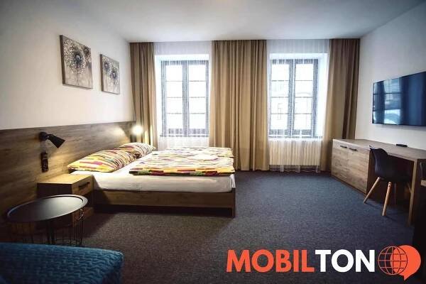 Hotel Černý Kůň Humpolec - Dolní Nám. 247 - hotel v dolní nám. 247