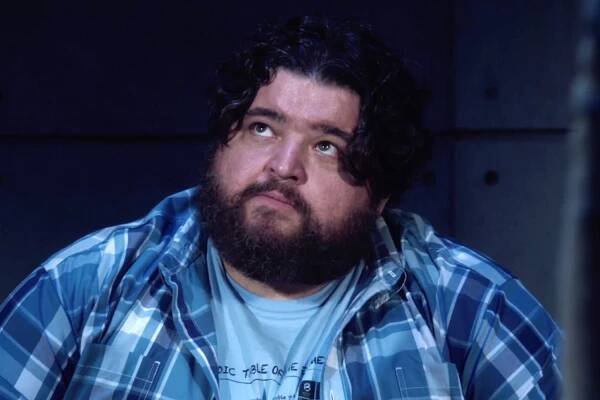Watch 'Lost' stars Jorge Garcia and Henry Ian Cusick reunite in 'MacGyver' sneak peek