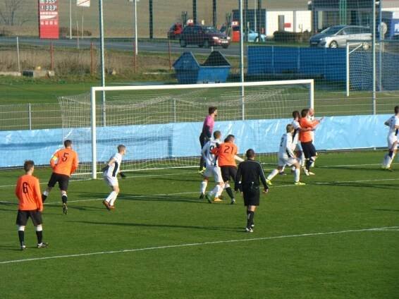 Výhra na penalty a sedmibodový náskok v čele tabulky TJ Přeštice – FK Admira Praha 0:0, PK 3:5 – FK Admira Praha