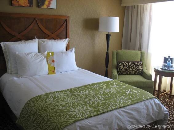 Delta Hotels By Marriott Phoenix Mesa Room photo