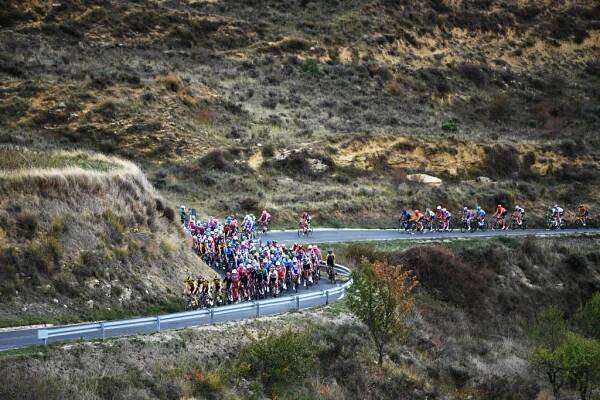 LEKUNBERRI SPAIN  OCTOBER 21 Peloton  Landscape  during the 75th Tour of Spain 2020 Stage 2 a 1516km stage from Pamplona to Lekunberri  lavuelta  LaVuelta20  La Vuelta  on October 21 2020 in Lekunberri Spain Photo by David RamosGetty Images