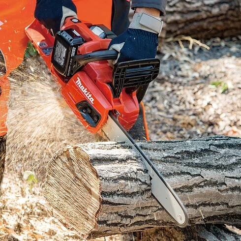 Makita MUC355DZFR Dobíjecí řetězová pila 350mm 36V pouze nástroj