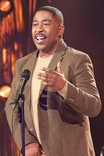 Comedian Keith Robinson performing