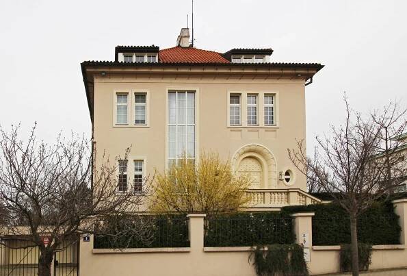 Kahlerova vila čp. 564 | Databáze domů s historií