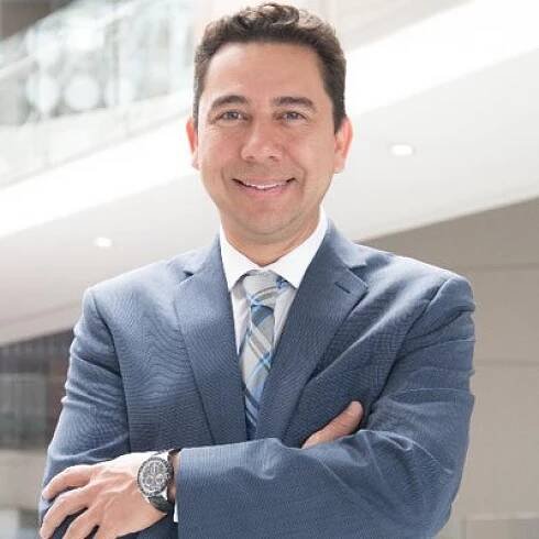 Headshot of Victor Garcia