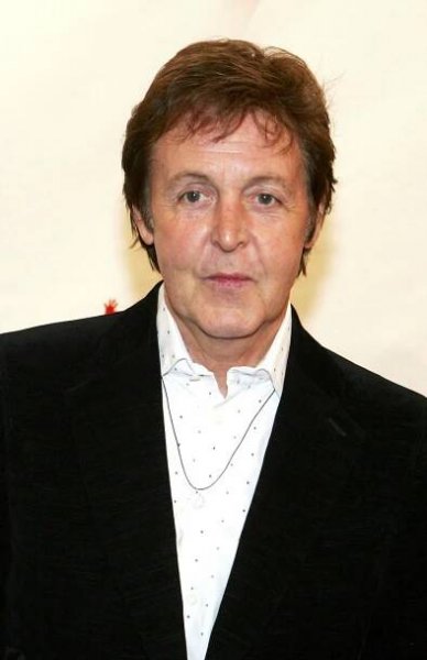Gala Premiere Of "The Beatles LOVE By Cirque Du Soleil" - Arrivals