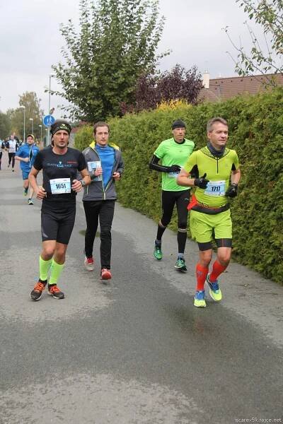 OLFINCAR HRADECKÝ PŮLMARATON / ČSOB MARATON HRADEC KRÁLOVÉ 2016 I FOTO HONZA ŠIMŮNEK - ISCAREX Team