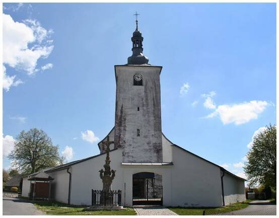 KŘÍŽOVÁ CESTA NA OLŠANSKÝCH HORÁCH | VESELÝ LIDOVÝ ROK