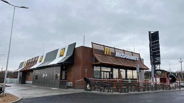 McDonald’s nově v Ovčárech nedaleko Kolína