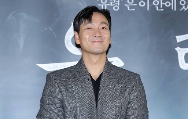 It'll also star Shin Min-a, Lee Hee-jun, Kim Sung-kyun and more