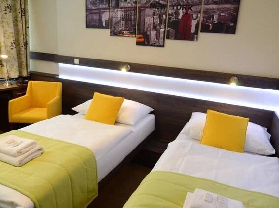 HOTEL UNO 1168282387 2