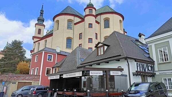 Restaurace Pod Klášterem foto 3