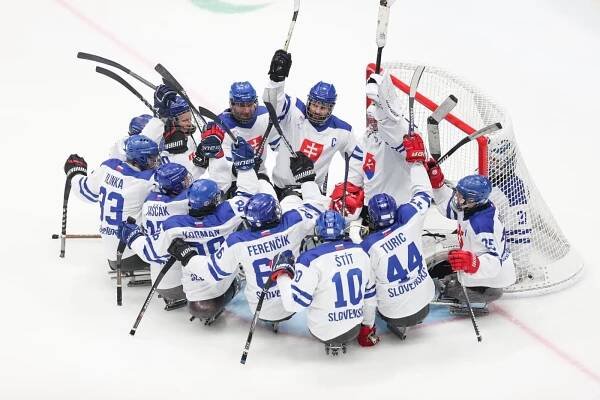 MS v para hokeji 2025 ONLINE Pozrite si program zápasov, výsledky a tabuľky!
