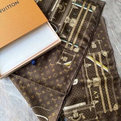 Louis Vuitton hedvábný šátek