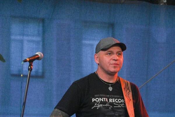 Podívejte se: Benešov City Live ukončil koncert písní Petra Kalandry