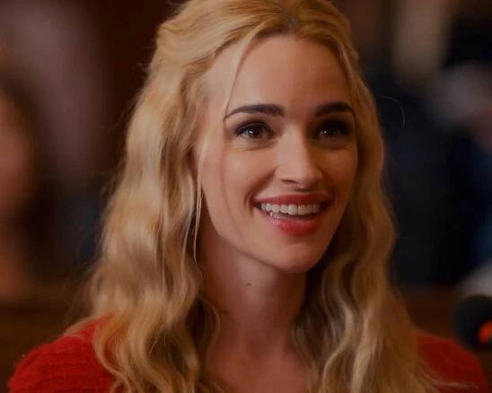 Brianne Howey in Ginny & Georgia (2021)