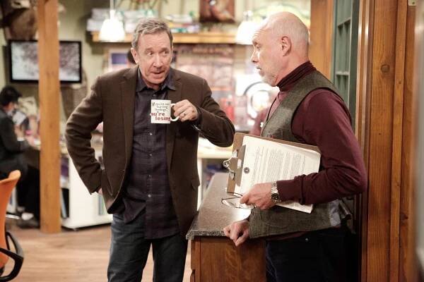 Poslední chlap - Přejmenování školy - Z filmu - Tim Allen, Hector Elizondo