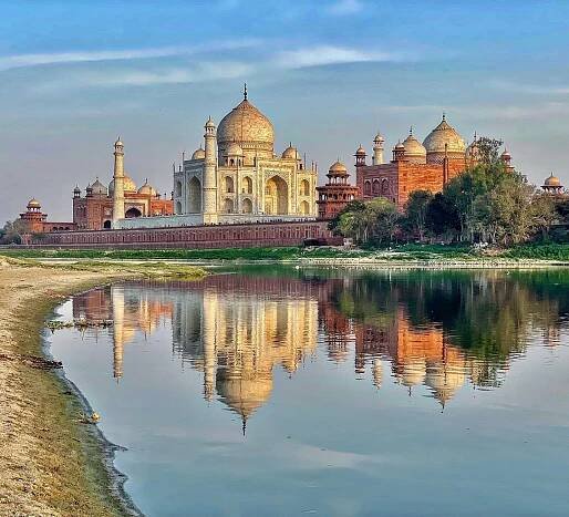 Experience the Best of Agra with Agra Sightseeing Tours