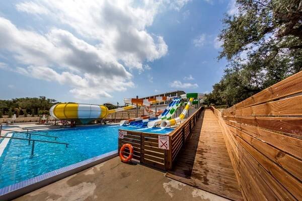 Hotel Caretta Paradise Resort & Waterpark, Řecko Zakynthos - 27 790 Kč Invia