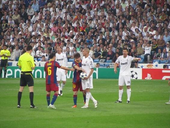 Soubor:RMDvsBAR UCL SF 1.jpg – Wikipedie