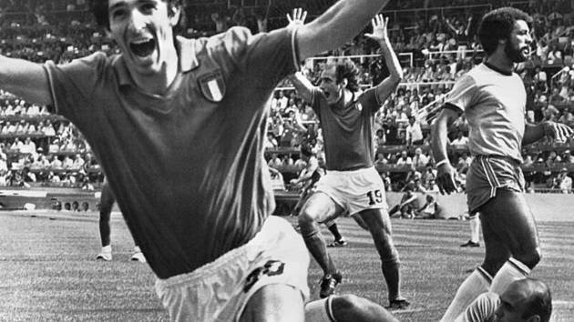 Zemřel legendární italský fotbalista Paolo Rossi. Bylo mu 64 let